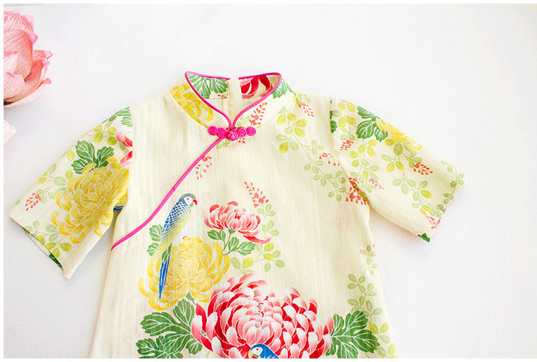SHORT SLEEVE A LINE TUNIC IN YELLOW