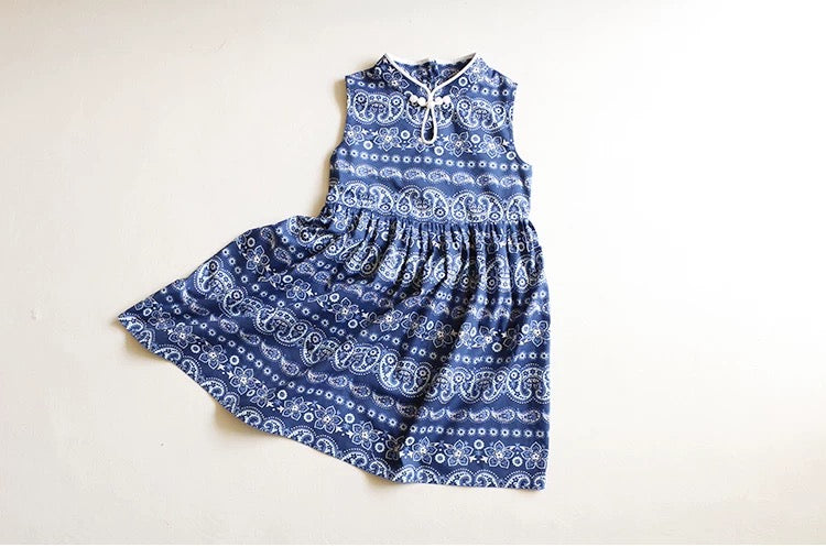 SLEEVELESS BLUE PATTERNED PRINCESS DRESS