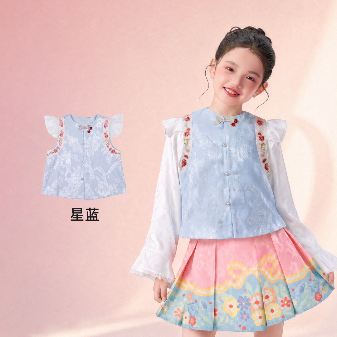 Jacquard Flutter-Sleeve Mandarin Vest 静待花开中式飞袖马甲 – Light Blue 星蓝