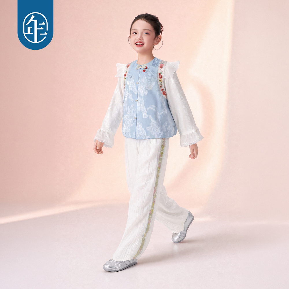 Jacquard Flutter-Sleeve Mandarin Vest 静待花开中式飞袖马甲