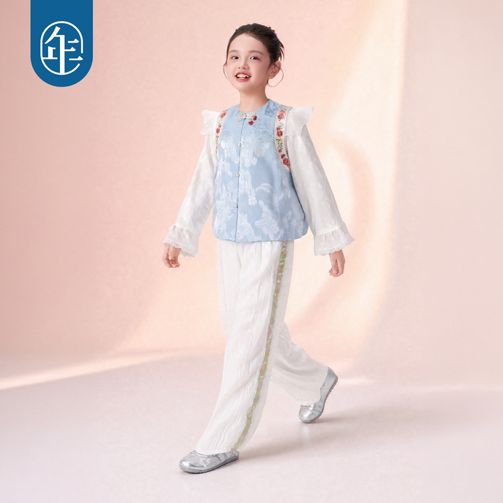 Jacquard Flutter-Sleeve Mandarin Vest 静待花开中式飞袖马甲