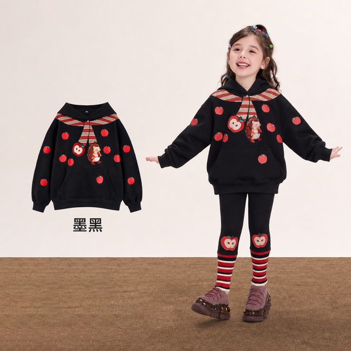 Hedgehog Appliqué Scarf Hoodie 苹果森林连帽卫衣 – Black 墨黑