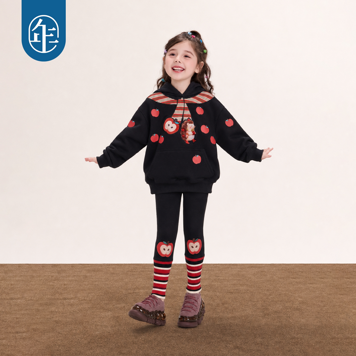 Hedgehog Appliqué Scarf Hoodie 苹果森林连帽卫衣