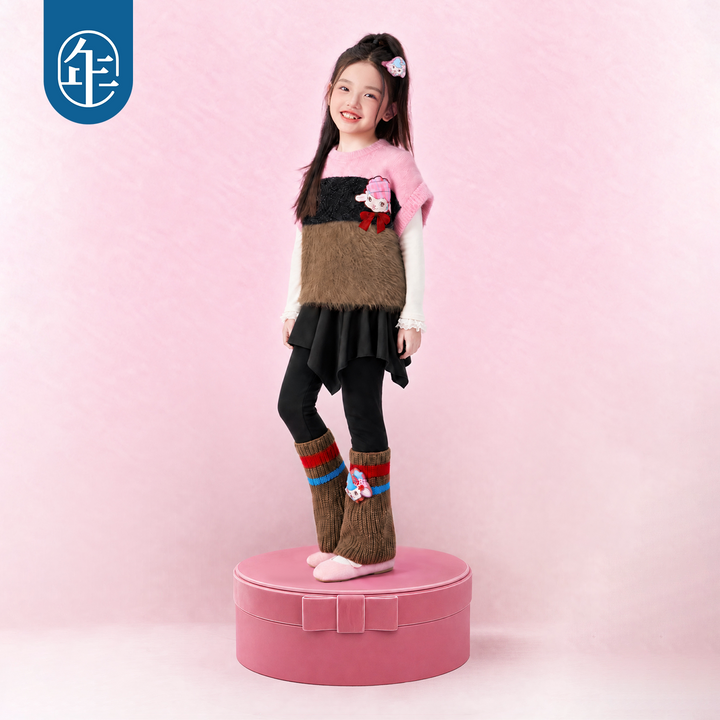 Lamb Patch Colour-Block Fuzzy Knit Vest 小羊撞色毛绒针织马甲