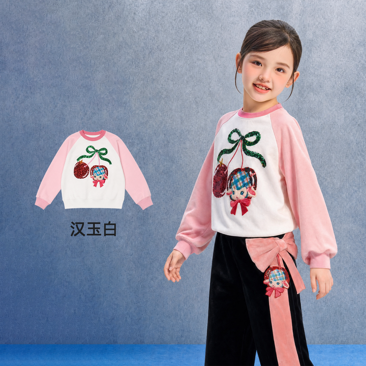 Sequin Cherry Lamb Fleece-Lined Sweatshirt 亮片樱桃加绒卫衣 – Ivory 汉玉白