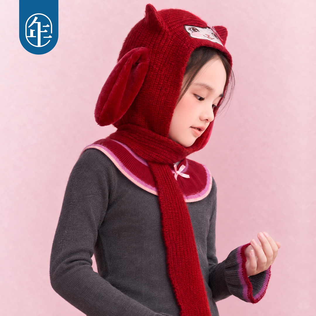 Lucky Lamb Knit Ear-Flap Hat 真羊气针织帽