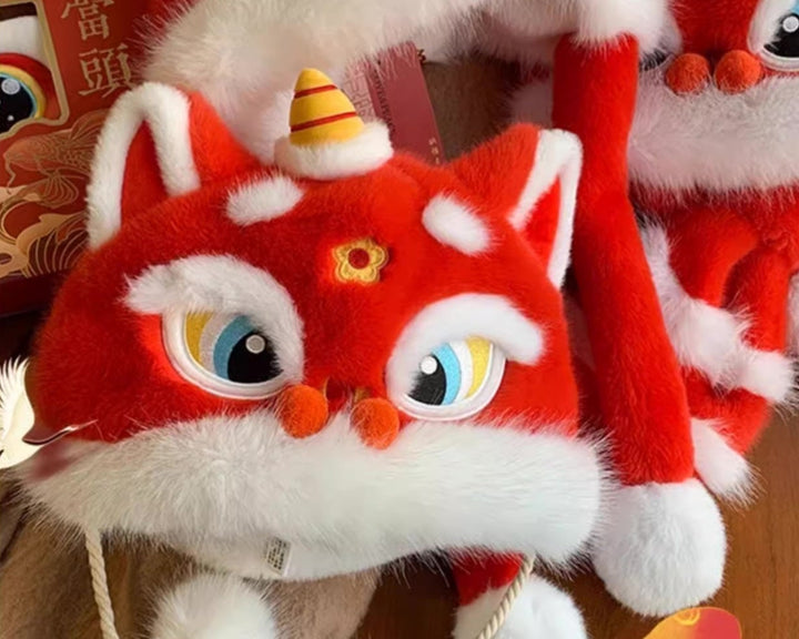 Celebration Lion Hat with Interactive Ears
