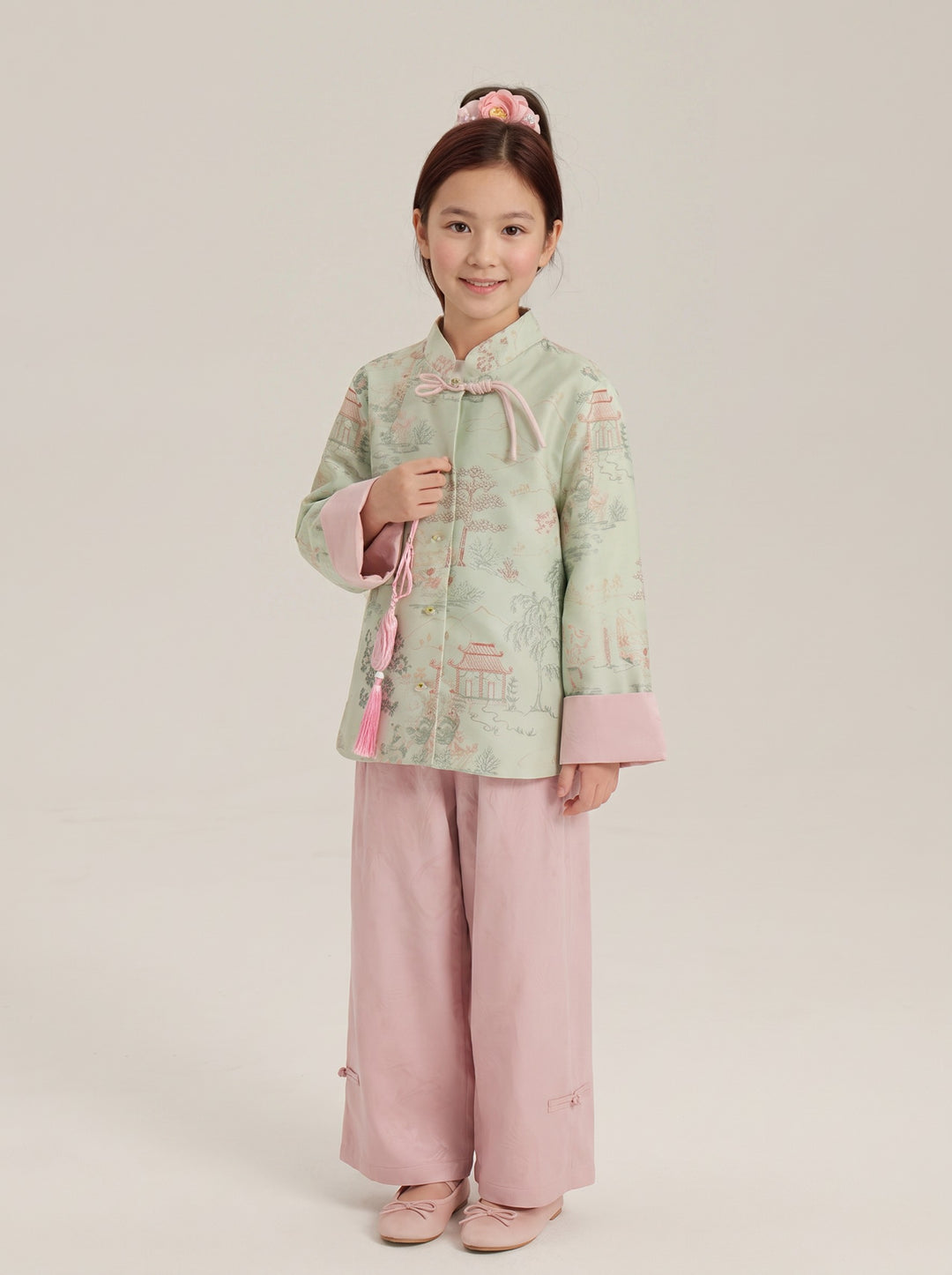 Girls' Landscape Embroidered Jacket & Cuffed Jeans 女童古风山水刺绣外套·牛仔裤 – Jacket 上衣 – front