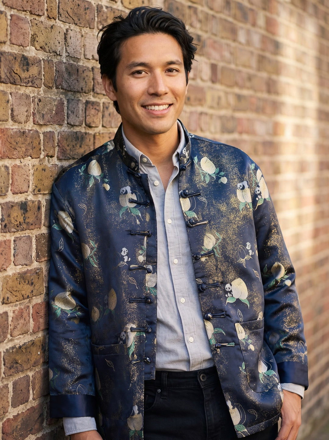 Navy Floral Tang Jacket 花卉印花唐装外套 – model photo
