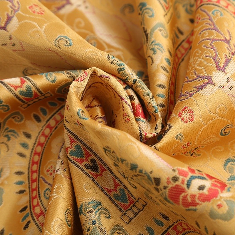 Imperial Garden Tang Jacket 宫廷花园印花唐装外套 – product photo