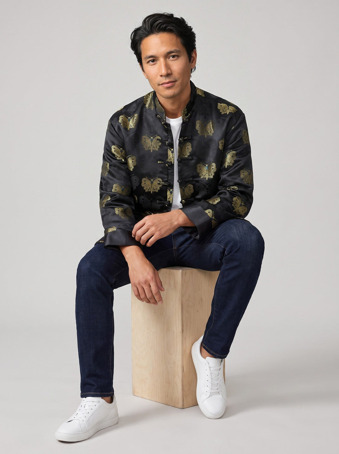 Black & Gold Butterfly Tang Jacket 黑金蝴蝶唐装外套 – model photo