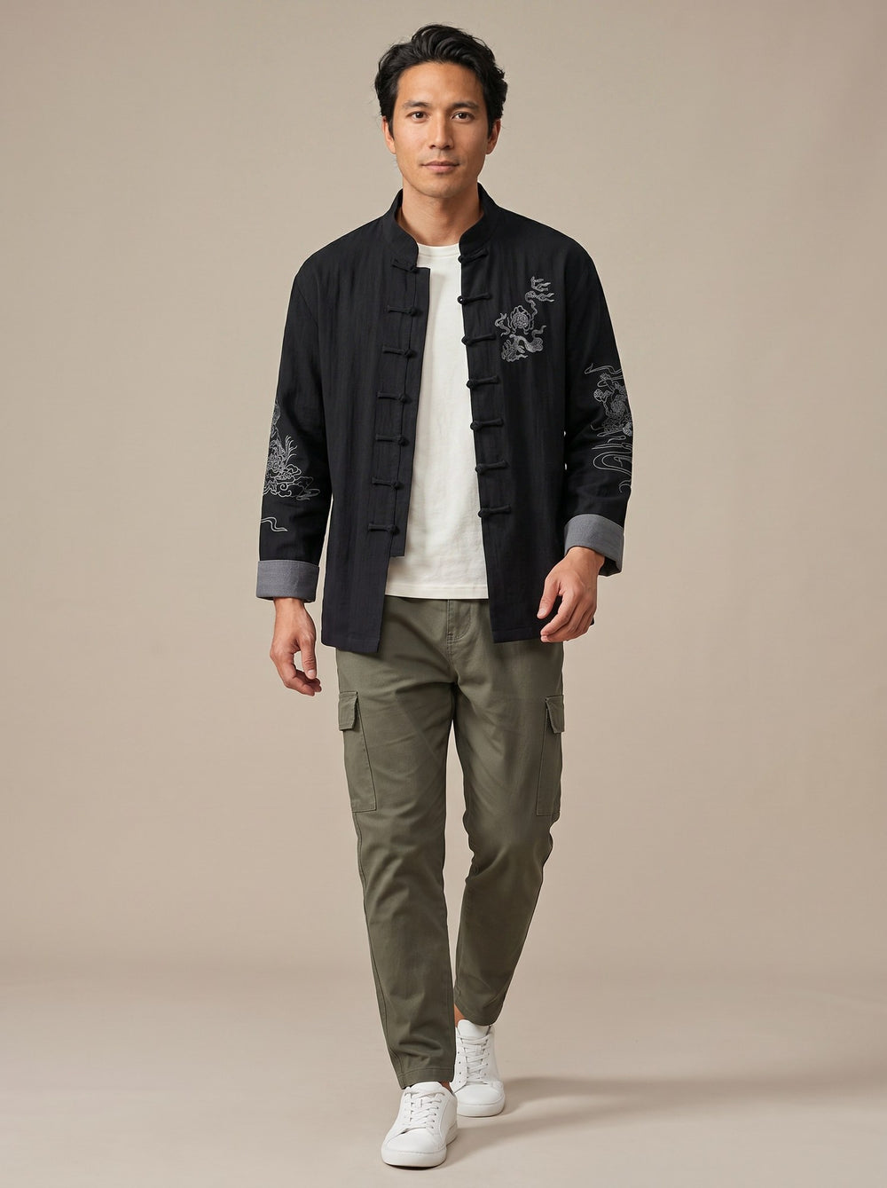 Embroidered Cotton-Linen Tang Jacket 棉麻刺绣唐装外套 – model photo