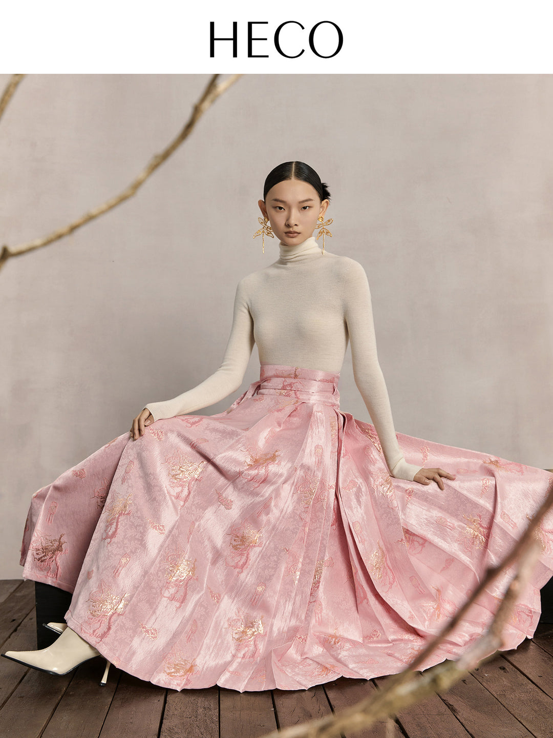 Dragon & Cloud Gold-Woven Mamian Skirt 矜龙飞云龙纹马面裙 - Pink 粉色