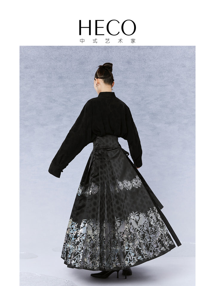 Auspicious Parrot Black Mamian Skirt 鹦鹉瑞华马面裙
