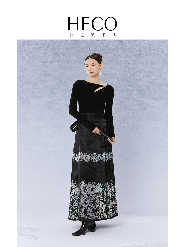 Auspicious Parrot Black Mamian Skirt 鹦鹉瑞华马面裙 - Black 黑色