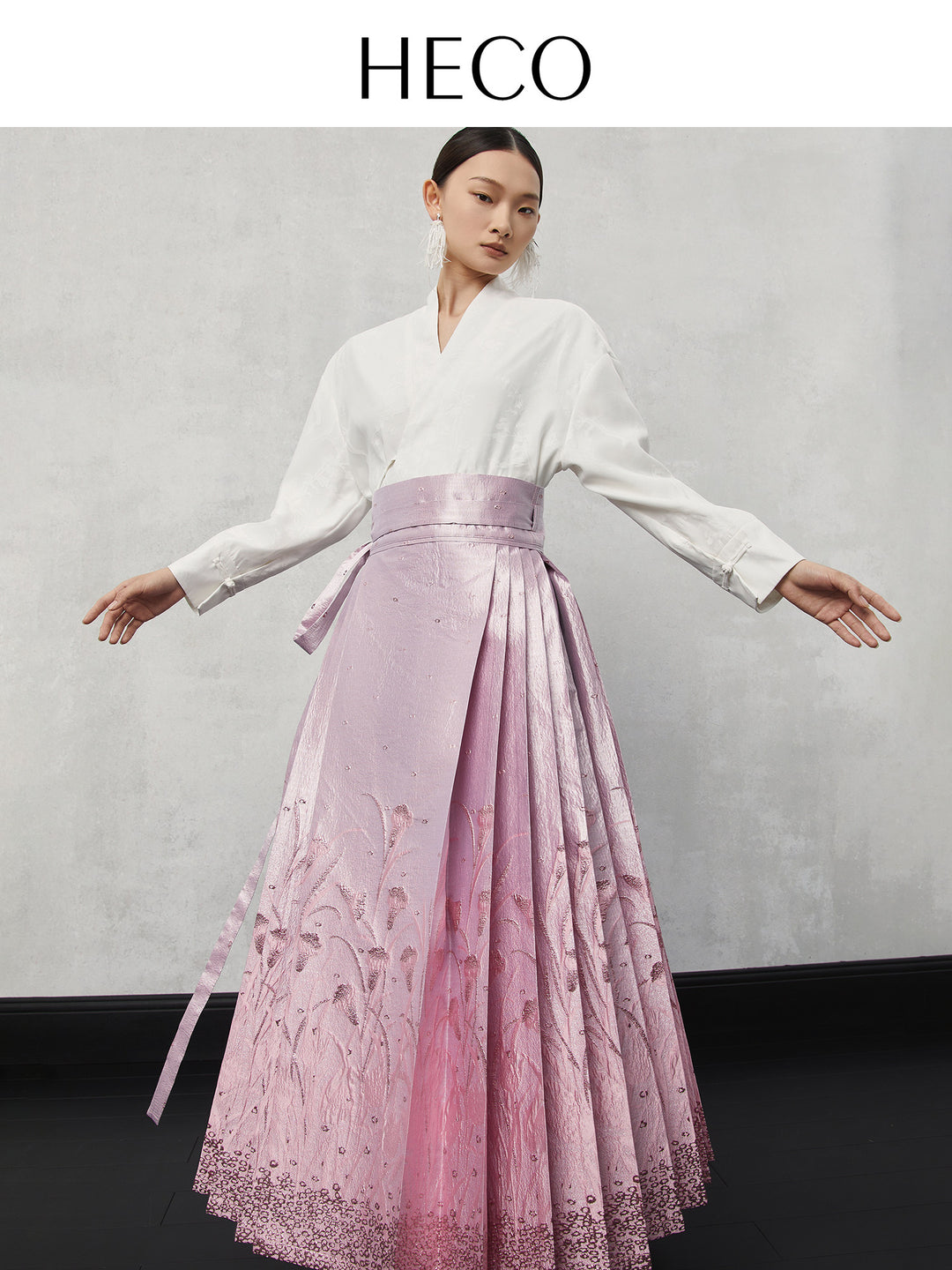 Wind Kite Ombre Jacquard Mamian Skirt 风鸢渐变提花马面裙