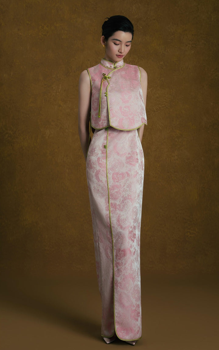 Pink Jacquard Qipao Two-Piece Set 粉色新中式改良旗袍套装 – full length
