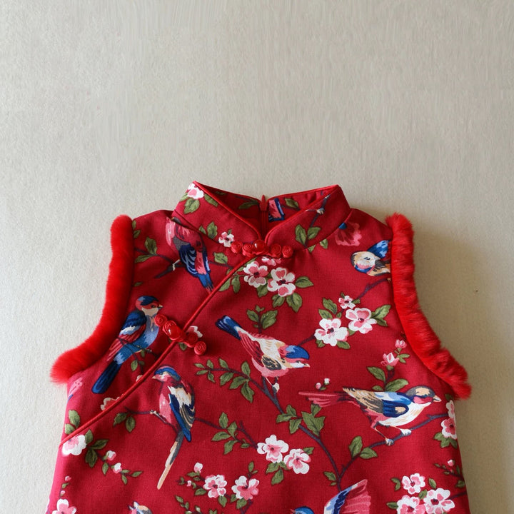 PADDED SLEEVELESS CHEONGSAM DRESS WITH MAGPIE PRINT